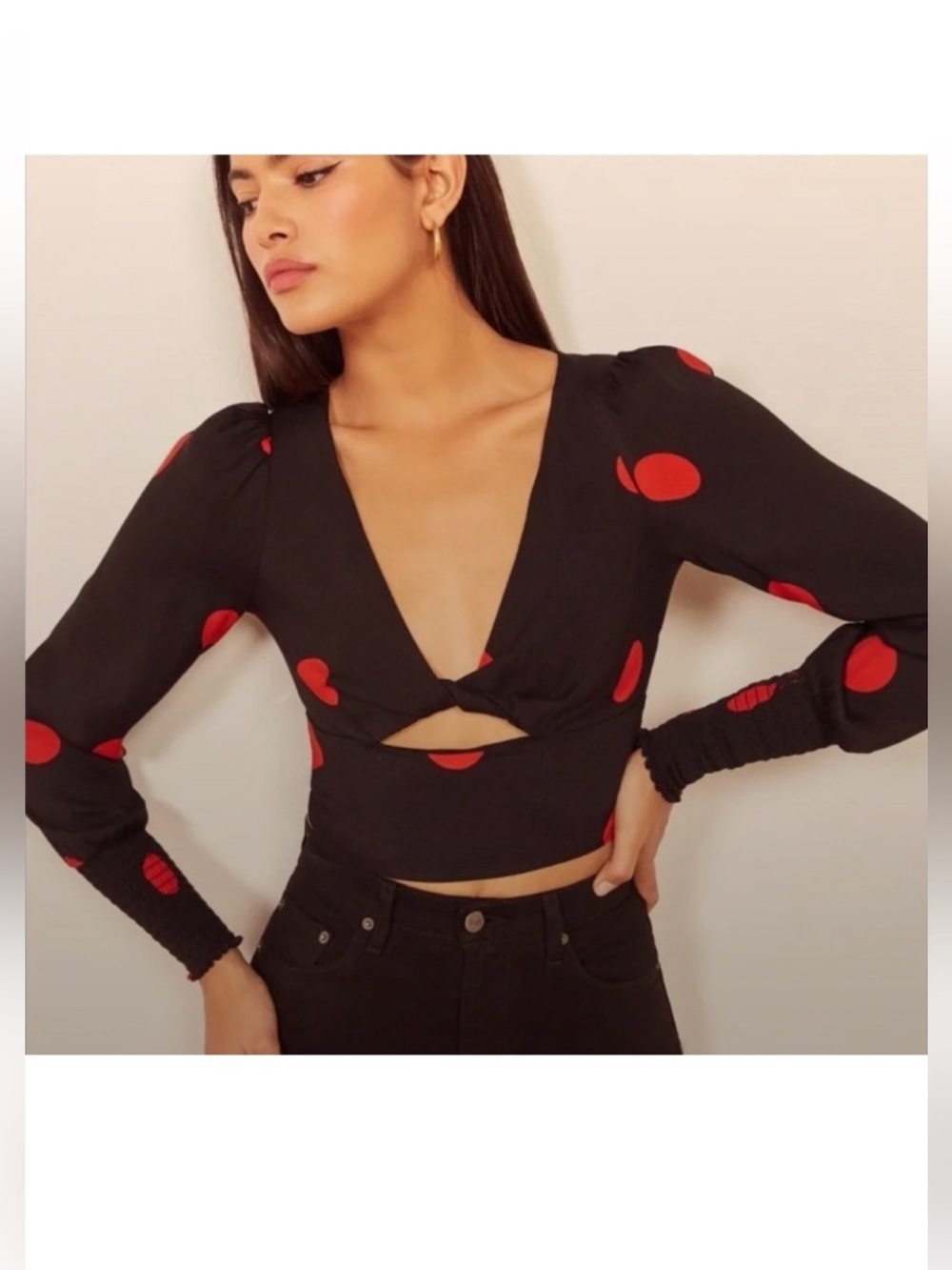 REFORMATION Marais Black Red
Polka Dot Cropped Twist Front Blouse Size 4